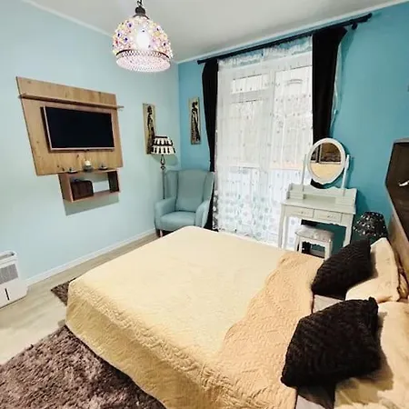 Glamorous Feel At Timişoara