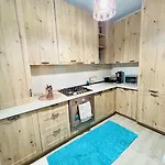 Glamorous Feel At *